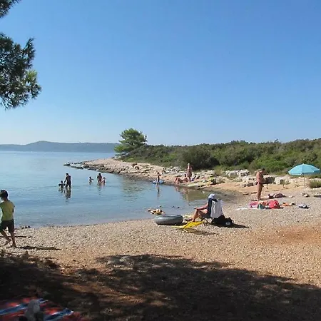 Glamping Ugljan Ζαντάρ