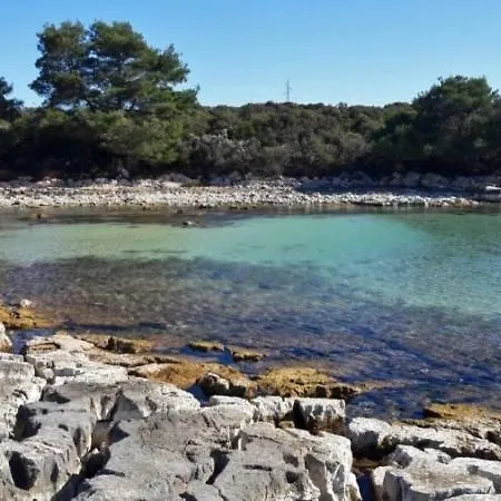 Οργανωμένο κάμπινγκ Glamping Ugljan