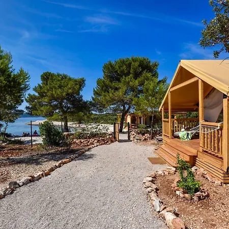 Glamping Ugljan Οργανωμένο κάμπινγκ